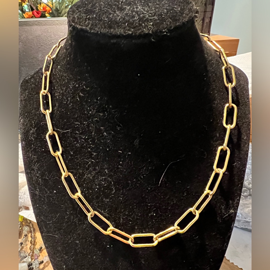 Ellie Vail 18kt Gold Plated Hypoallergenic Necklace 18 Long Link Chain 32$